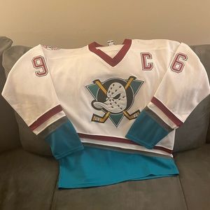 L Vintage Mighty Ducks Jersey